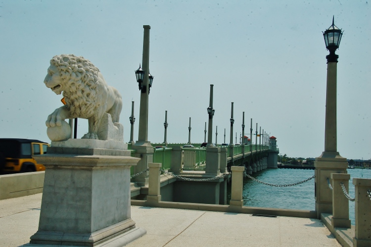 the Bridge of Lions